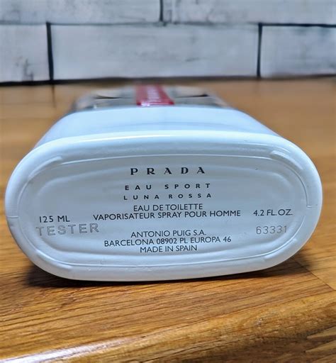 prada luna rossa discontinued.